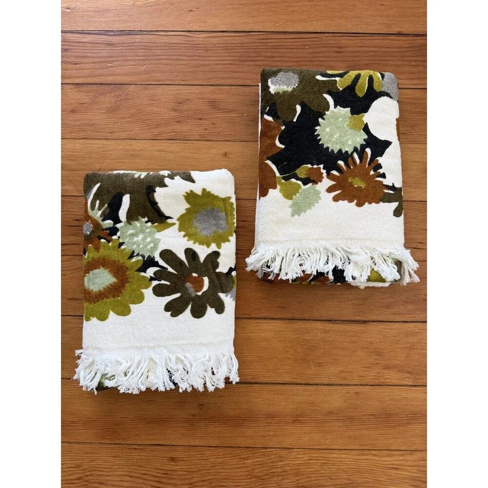 Vintage Exclusives By E E German Floral Bath Towel Fringe Pair 20x40 Cotton USA
